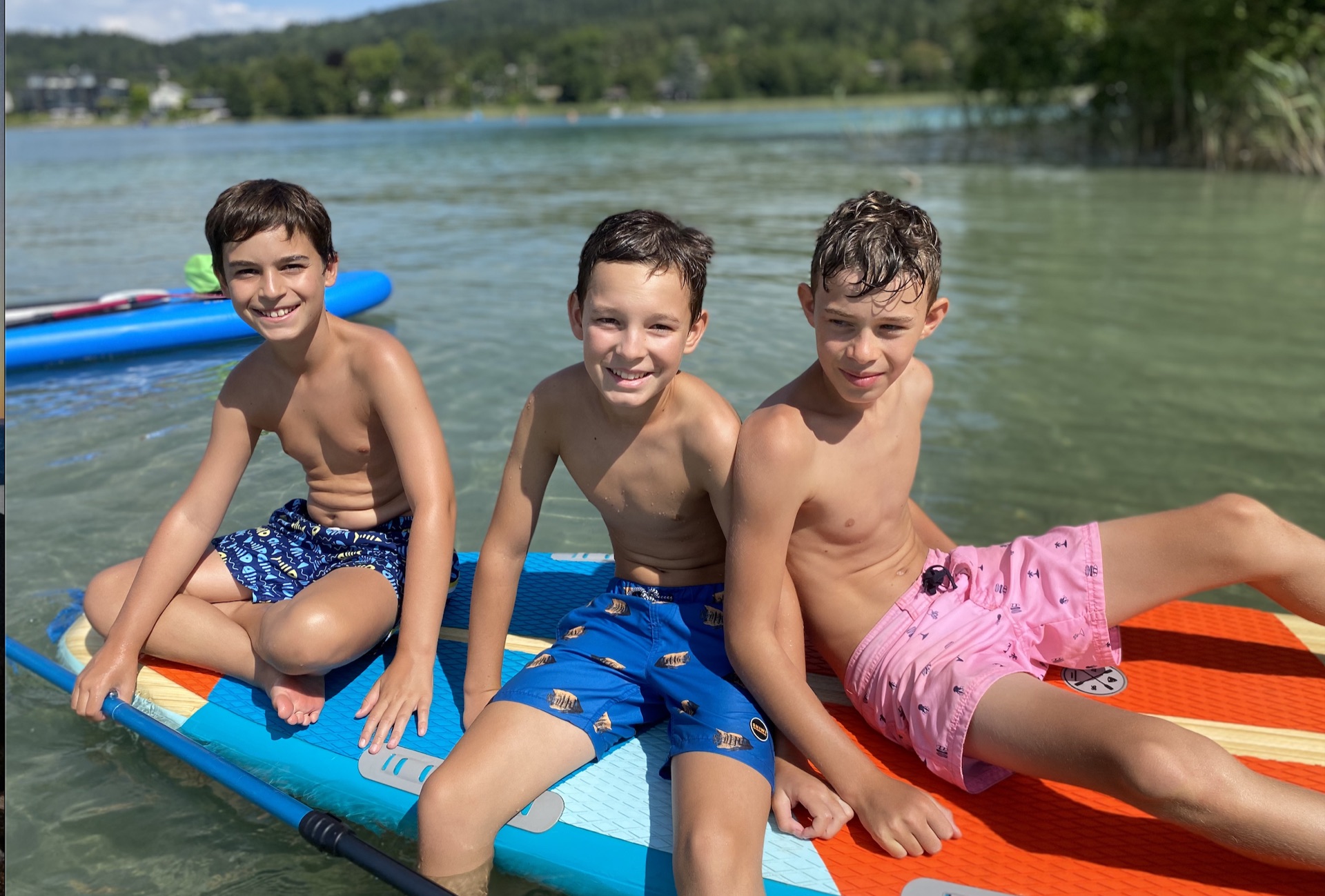 Kids on paddleboards